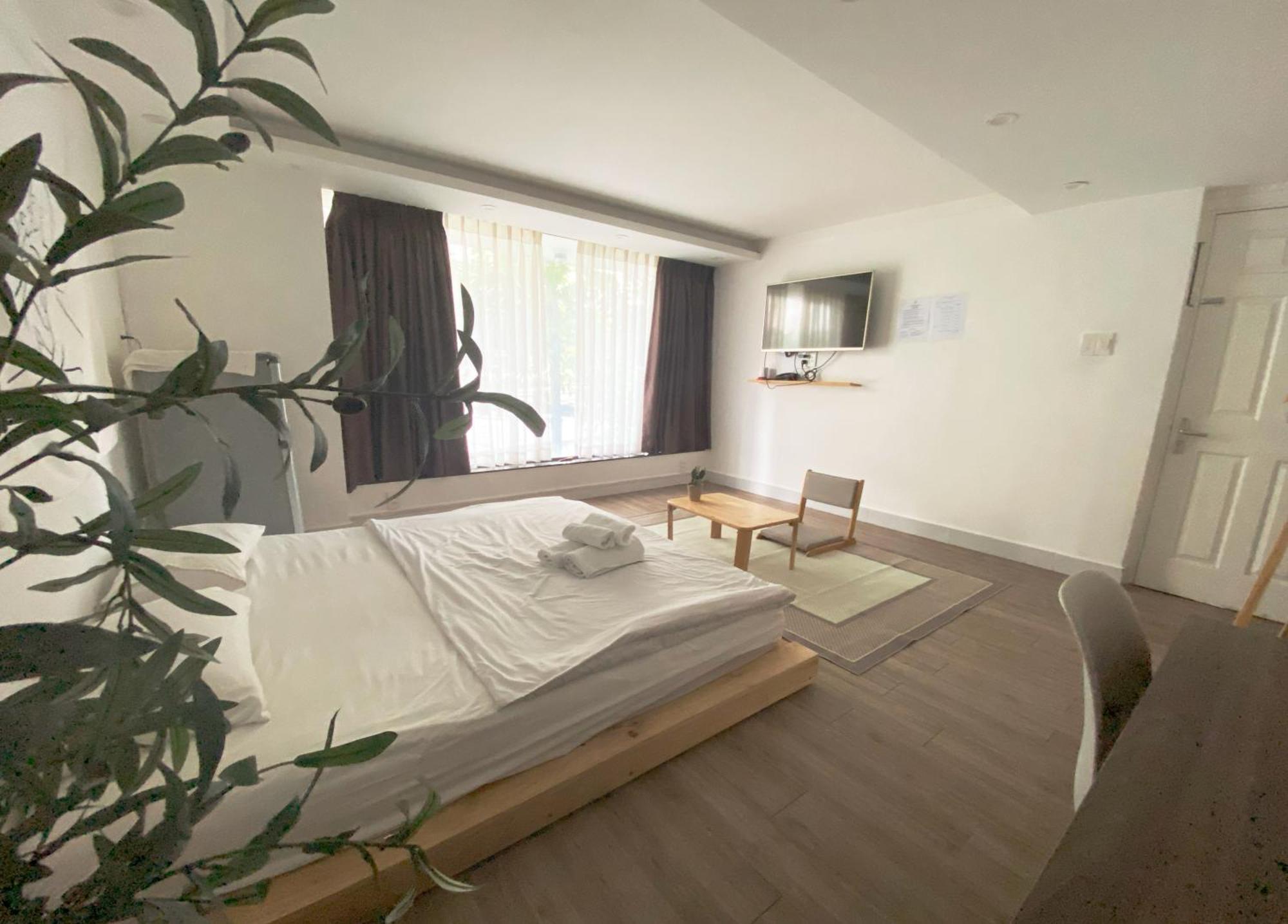 J&K Hotel Ho Chi Minh City Bagian luar foto